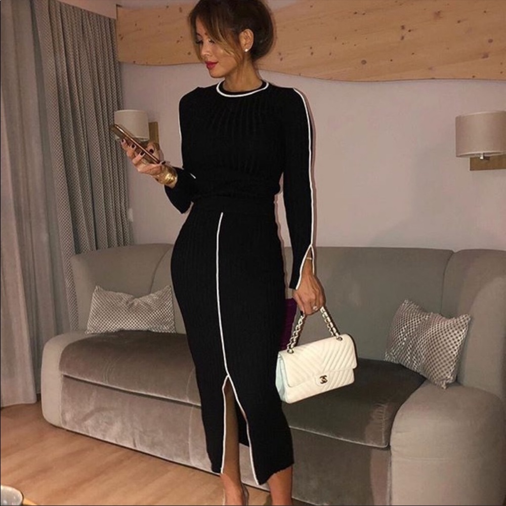 Zara black ribbed skirt with white line
